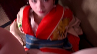 2. Download full pics of Geisha from nudz.com