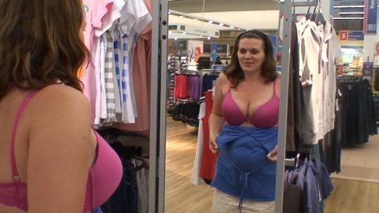 10. Download full pics of How the pregnant ones fuck from czechav.com