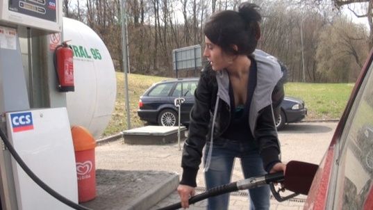 2. Download full pics of Beautiful 18 y/o fucks in public from czechav.com