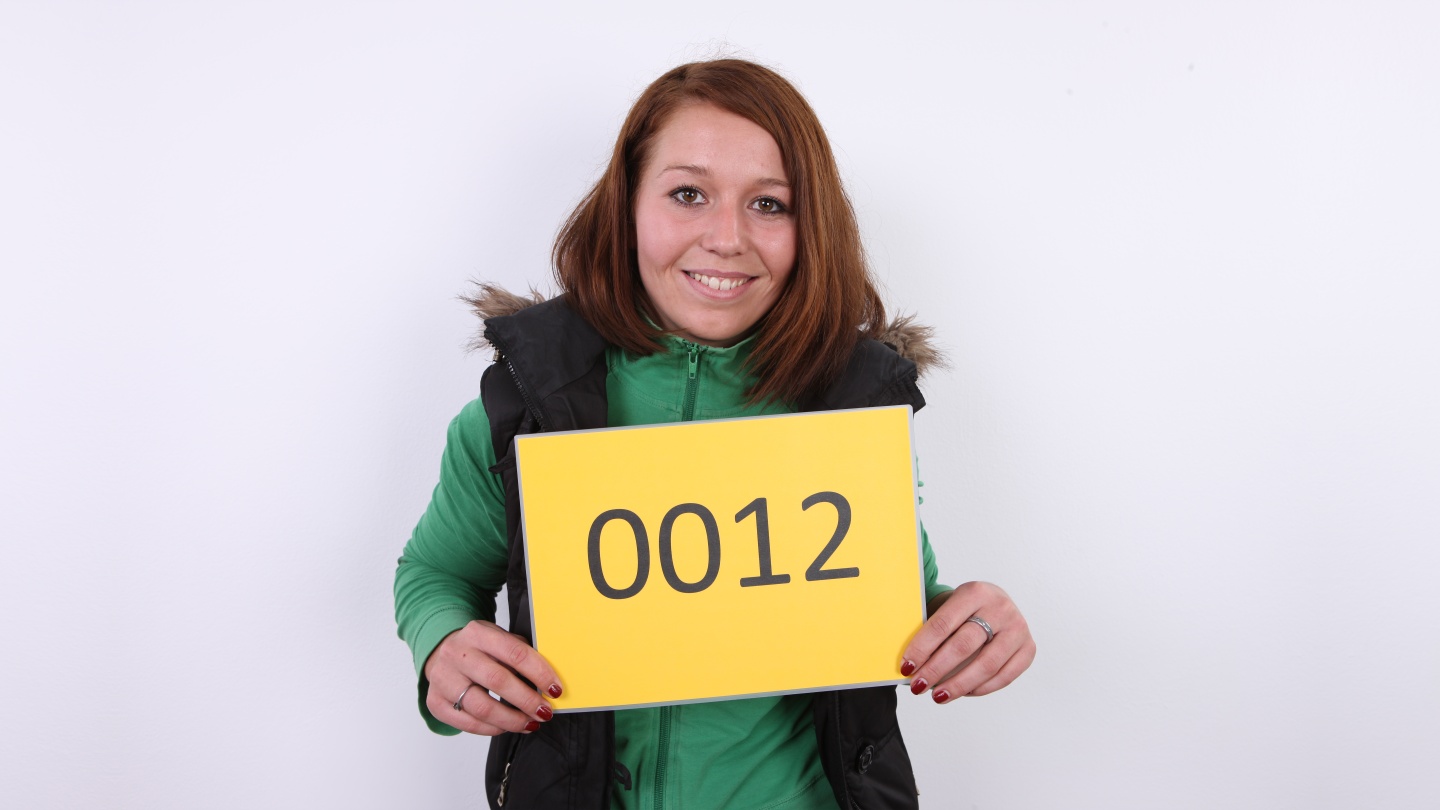 Veronika (25)