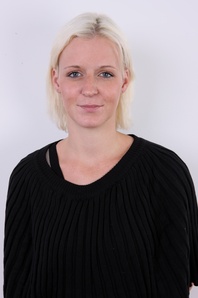 3. Download full pics of Katerina (23) from czechcasting.com