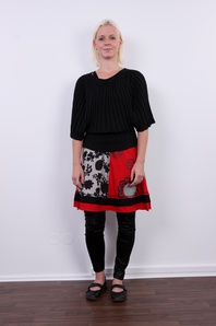 2. Download full pics of Katerina (23) from czechcasting.com