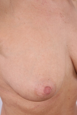 9. Download full pics of model Milena (52) from czechcasting.com