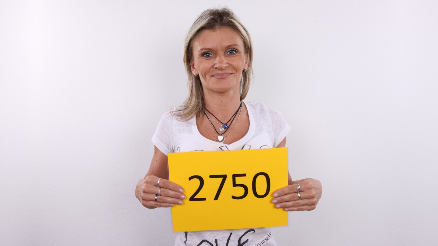 Lenka (39)