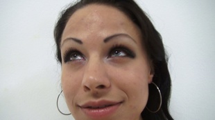 2. Download full pics of Nikola (25) from czechcasting.com