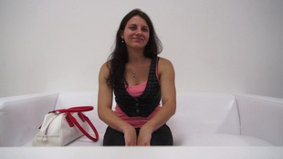 1. Download full pics of Katka (20) from czechcasting.com