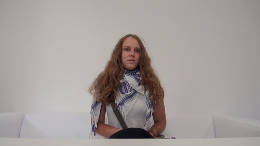 1. Download full pics of Tereza (21) from czechcasting.com