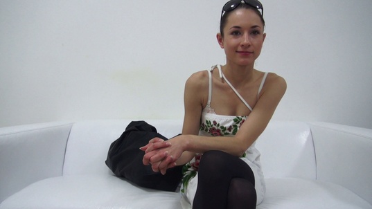 1. Download full pics of Jana (24) from czechcasting.com