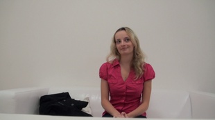 1. Download full pics of Kristyna (22) from czechcasting.com