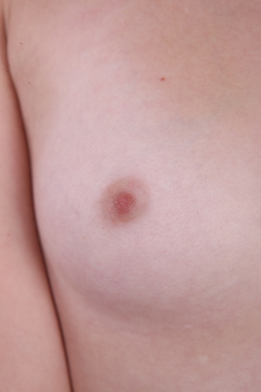 17. Download full pics of Pavla (19) from czechcasting.com