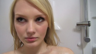 5. Download full pics of Sarka (18) from czechcasting.com