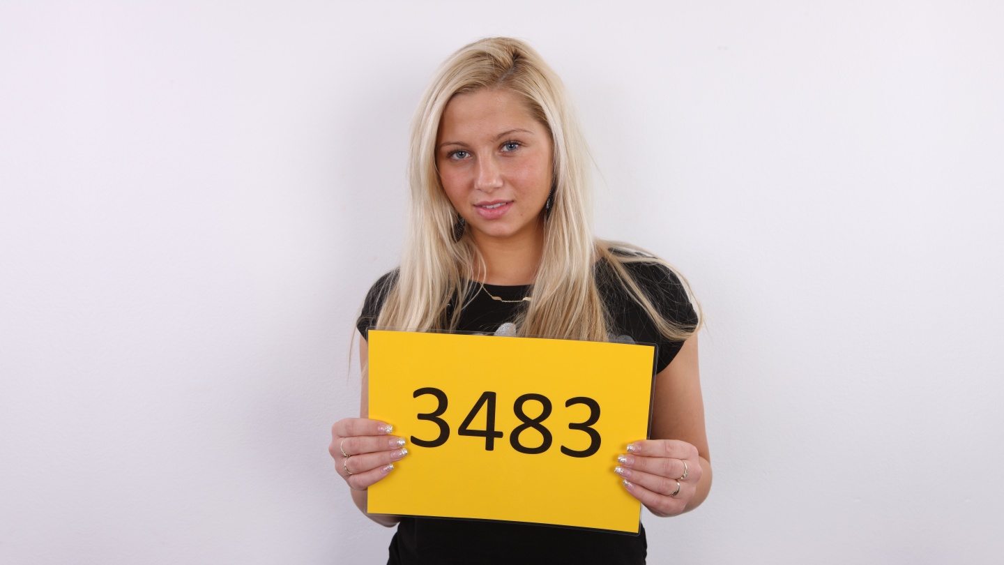 Veronika (24)