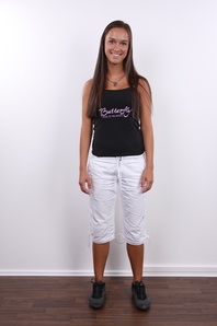 2. Download full pics of Hedvika (20) from czechcasting.com