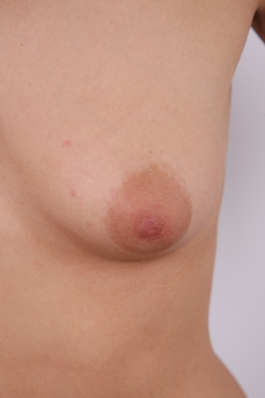 14. Download full pics of Zuzana (21) from czechcasting.com