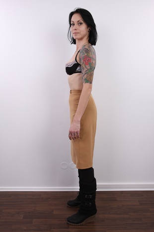 4. Download full pics of model Lucie (29) from czechcasting.com