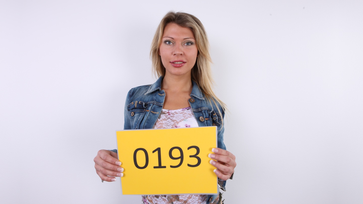 Kristyna (27)
