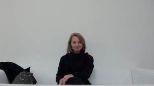 1. Download full pics of Jana (26) from czechcasting.com