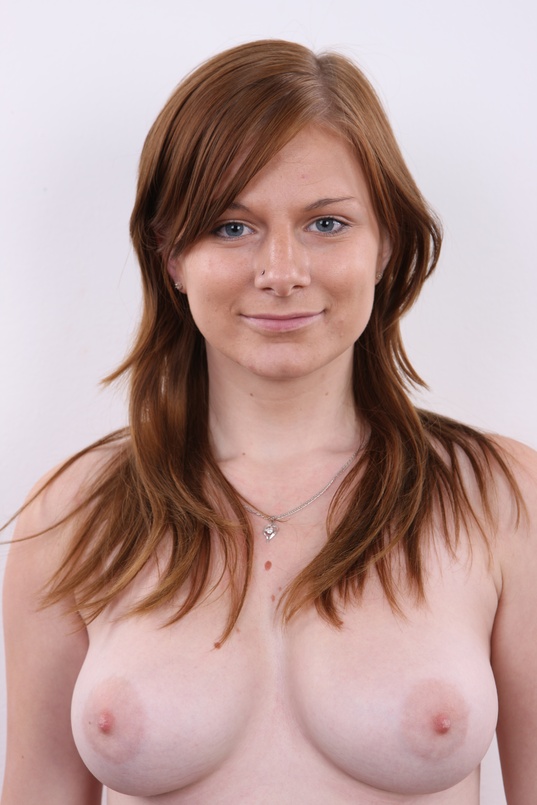 8. Download full pics of Sabrina (18) from czechcasting.com