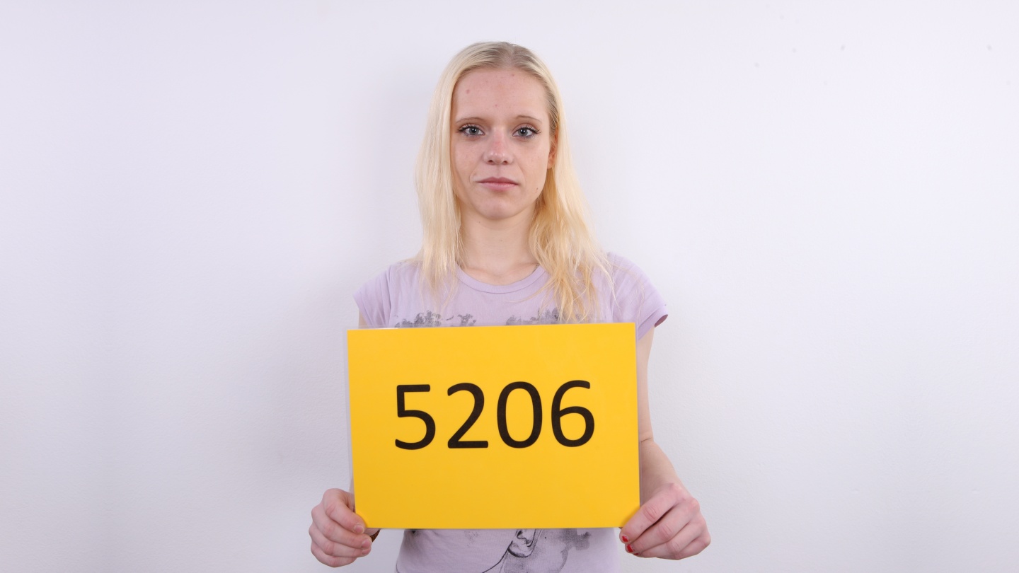 Karolina (21)