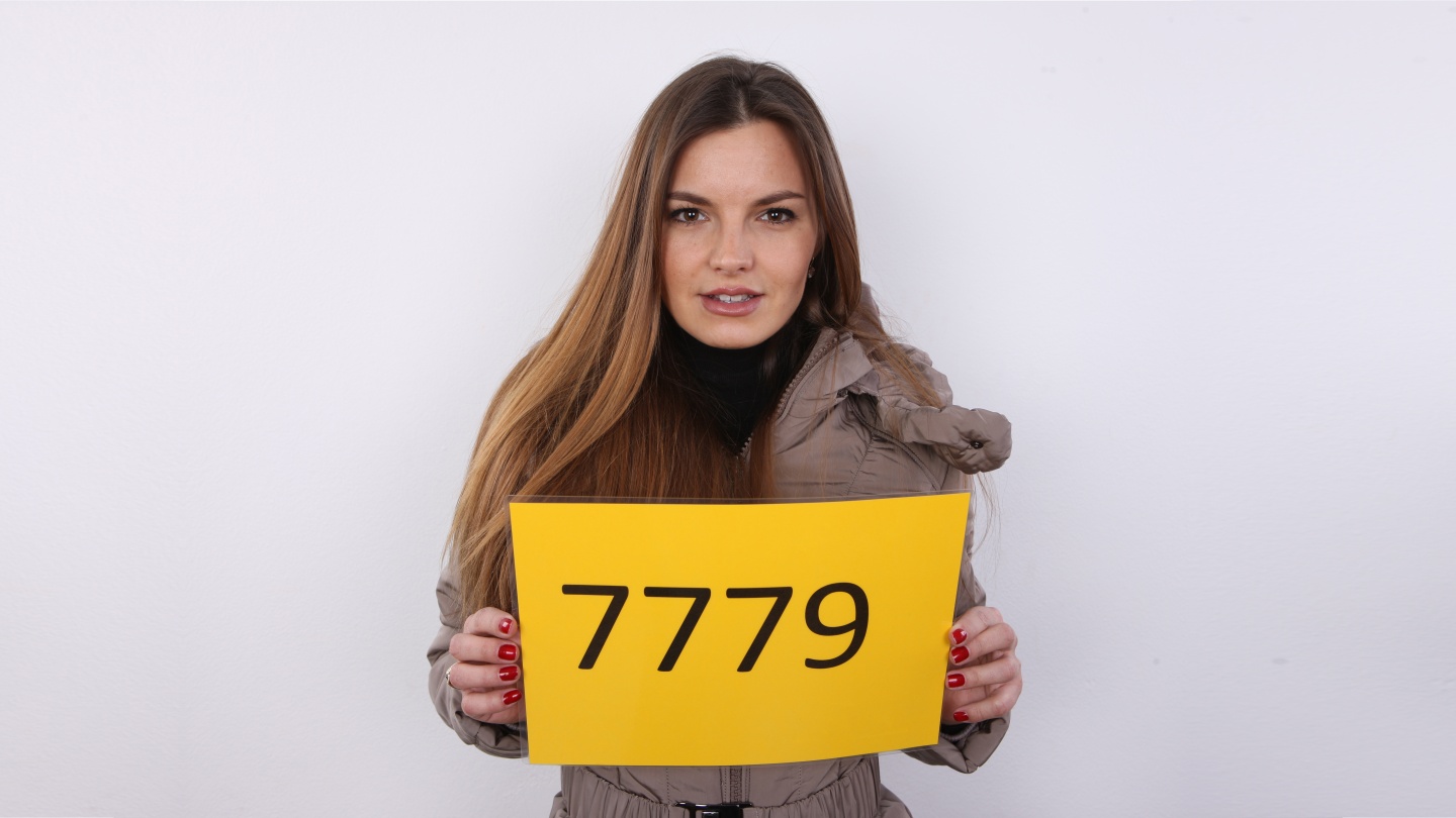 Zuzana (28)