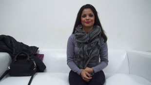 1. Download full pics of Martina (21) from czechcasting.com