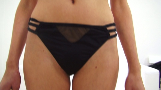 4. Download full pics of Eva (21) from czechcasting.com