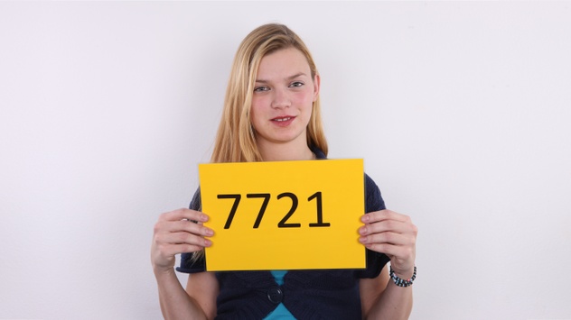 Czech Casting: Petra (25)
