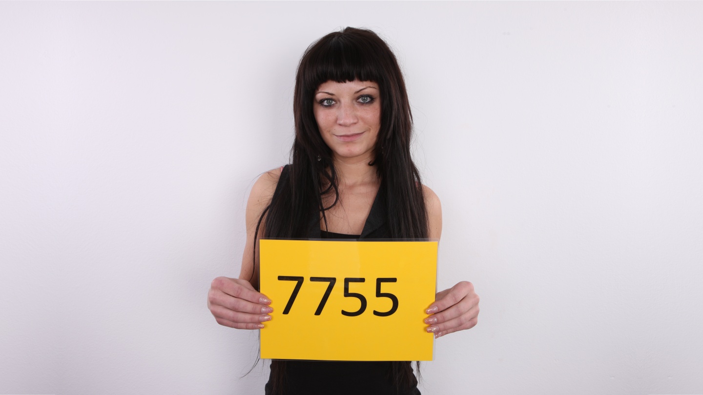 Adela (24)