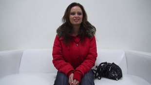 1. Download full pics of Alena (30) from czechcasting.com