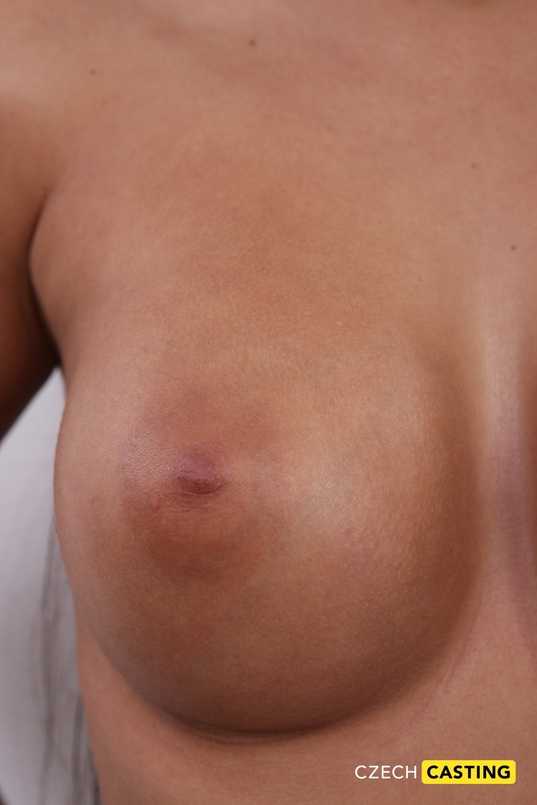 17. Download full pics of Andrea (26) from czechcasting.com