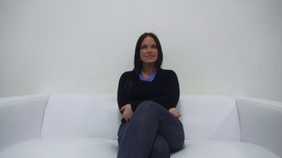 1. Download full pics of Denisa (21) from czechcasting.com