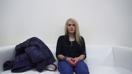 1. Download full pics of Helena (20) from czechcasting.com