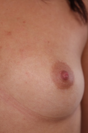 6. Download full pics of model Veronika (24) from czechcasting.com