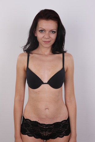 8. Download full pics of model Monika (26) from czechcasting.com
