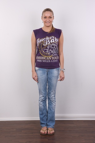 2. Download full pics of model CZECH CASTING - ANETA (4389) from czechcasting.com