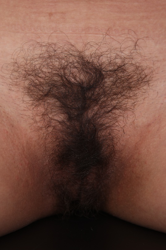 12. Download full pics of Anezka (34) from czechcasting.com