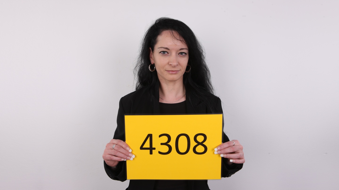Jana (30)
