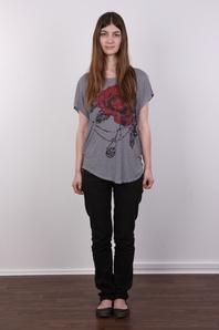 2. Download full pics of Lenka (22) from czechcasting.com