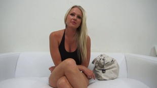 1. Download full pics of Lucie (25) from czechcasting.com