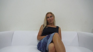 1. Download full pics of Karolina (36) from czechcasting.com