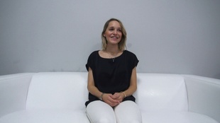 1. Download full pics of Tereza (25) from czechcasting.com