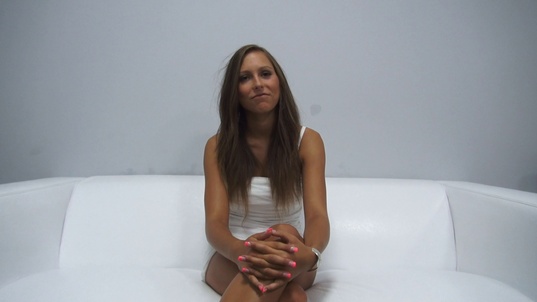 1. Download full pics of Kristyna (18) from czechcasting.com