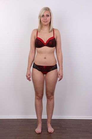 14. Download full pics of model Veronika (23) from czechcasting.com