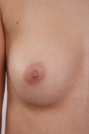 17. Download full pics of model Iveta (21) from czechcasting.com