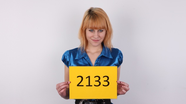 Veronika (19)