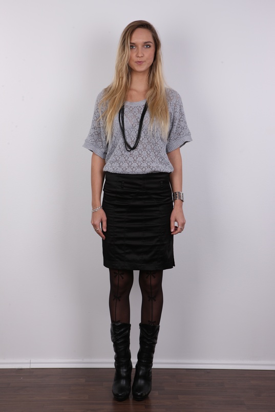 2. Download full pics of Marketa (21) from czechcasting.com