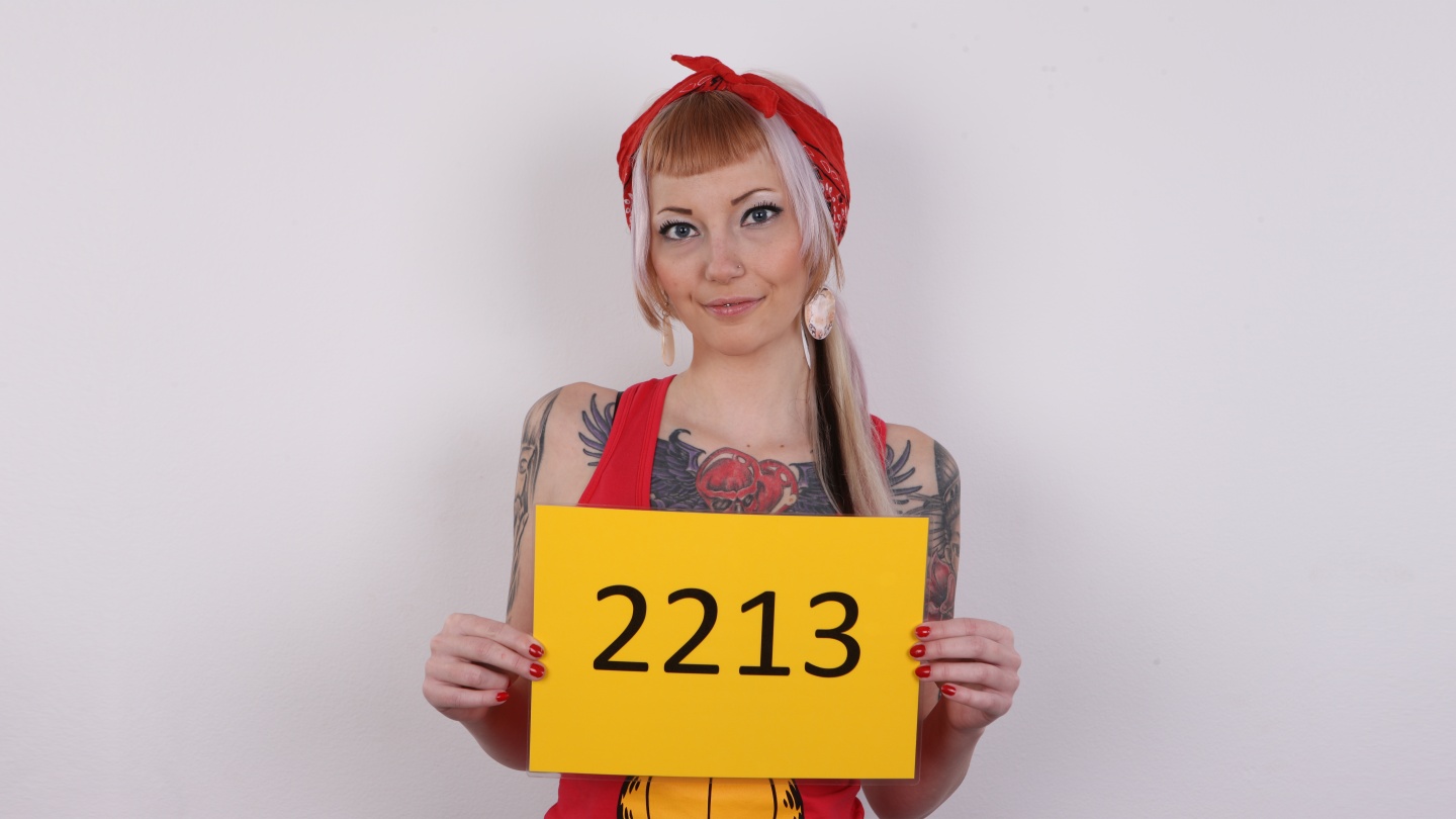 Veronika (22)