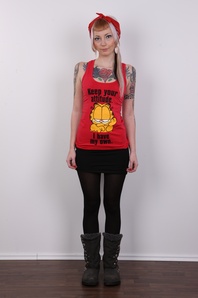 2. Download full pics of Veronika (22) from czechcasting.com