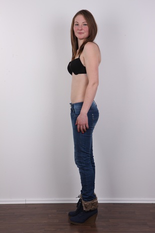5. Download full pics of model Adela (20) from czechcasting.com