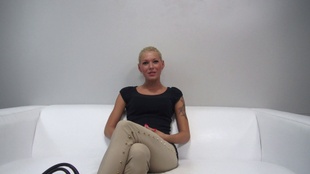 1. Download full pics of Dominika (22) from czechcasting.com